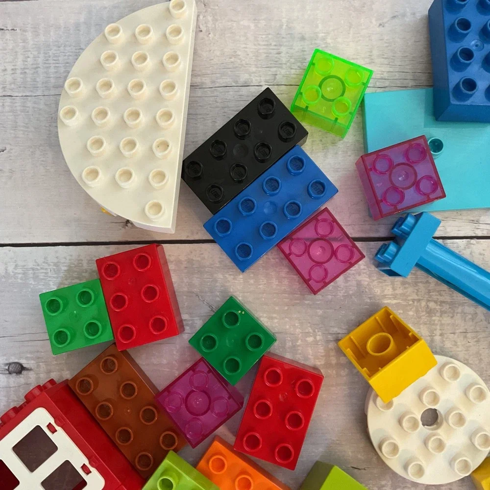 Lego Duplo Random Assortment Lot Of 80+ Pieces Bricks Blocks Assorted Colors A